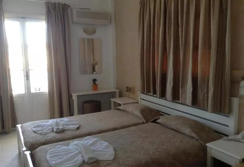 Triple Room Sea View, Pandrossos