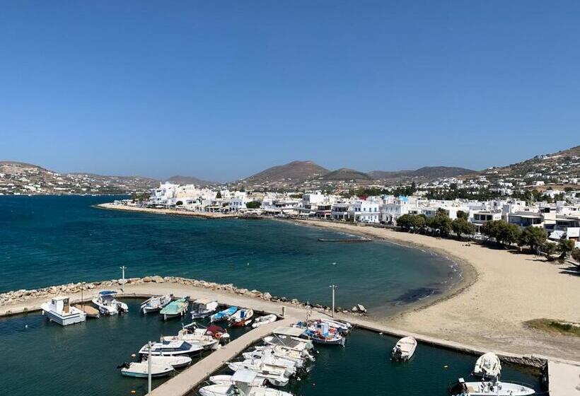 جناح مطلّ علي البحر, Pandrossos