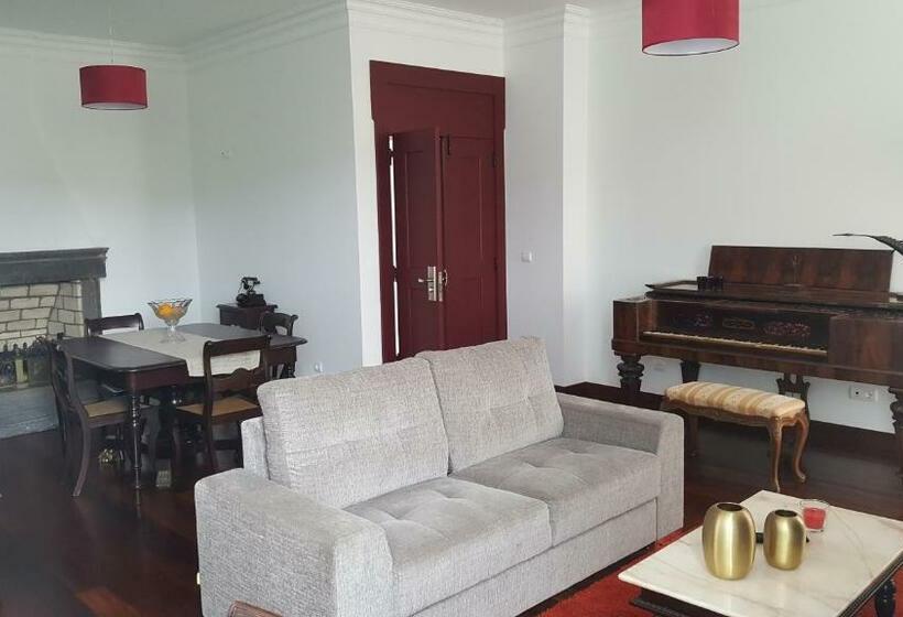 جناح, Solar Do Conde Garden