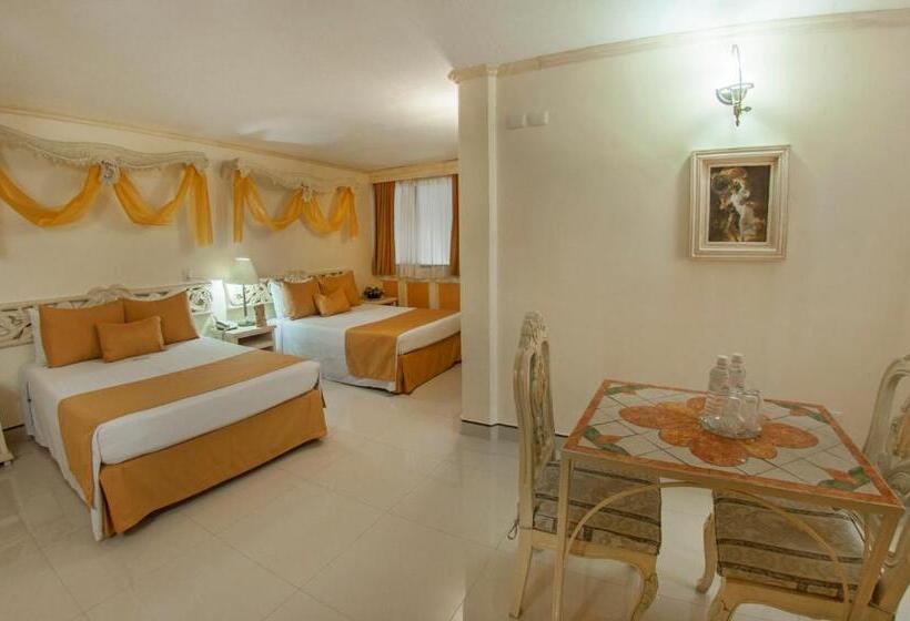 スタンダード４人部屋, Villa Las Margaritas Plaza Cristal