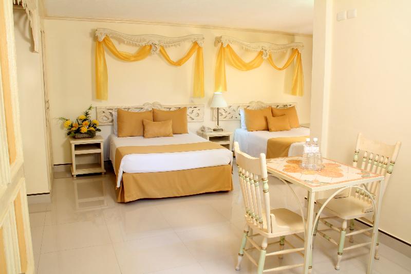 スタンダード４人部屋, Villa Las Margaritas Plaza Cristal