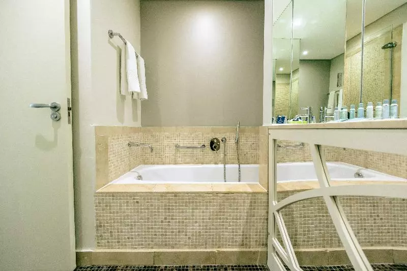 オーシャンビューデラックスルーム, Lagoon Beach Hotel Apartments