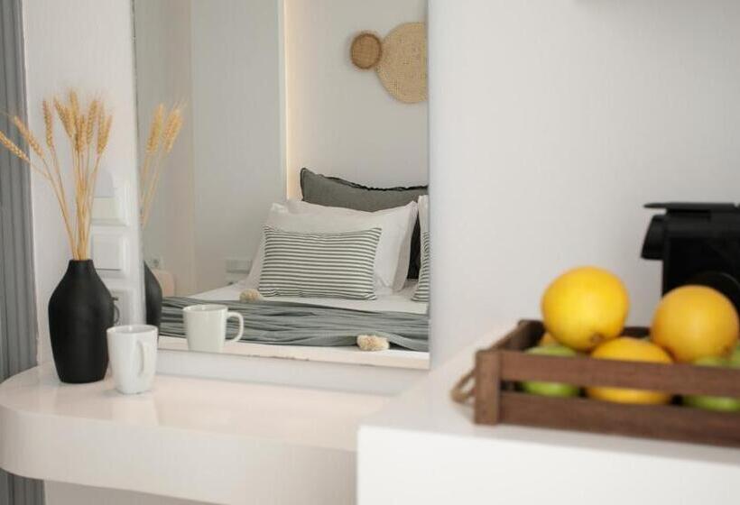 Полулюкс, Naxos Hotel Poseidon