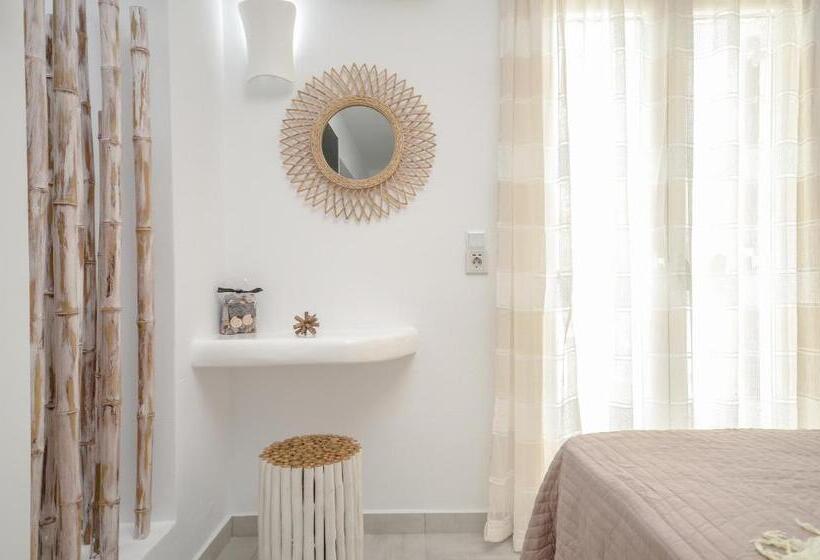 Президентский Люкс, Naxos Hotel Poseidon