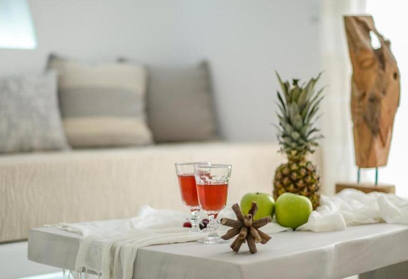 Президентский Люкс, Naxos Hotel Poseidon