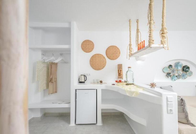 Президентский Люкс, Naxos Hotel Poseidon