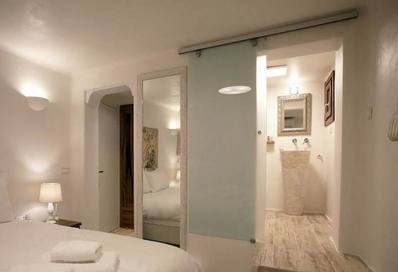 חדר סטנדרט, Anagram