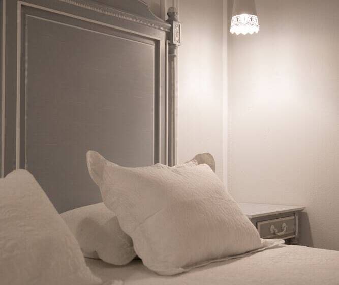 豪华两卧室公寓, Stelios Gardens