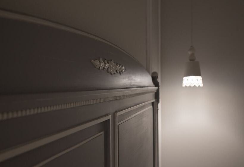 豪华两卧室公寓, Stelios Gardens