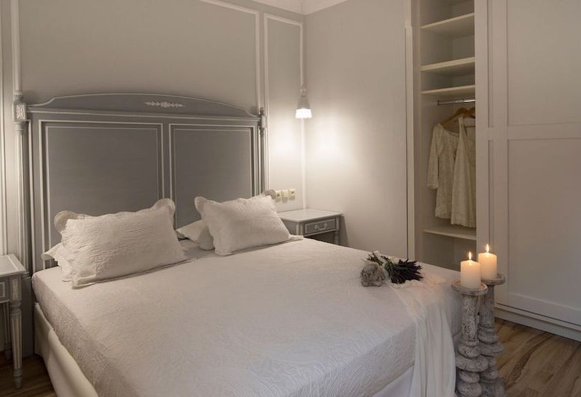 豪华两卧室公寓, Stelios Gardens