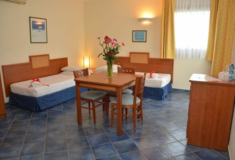 Четырехместный Номер Классик, Voi Arenella Resort