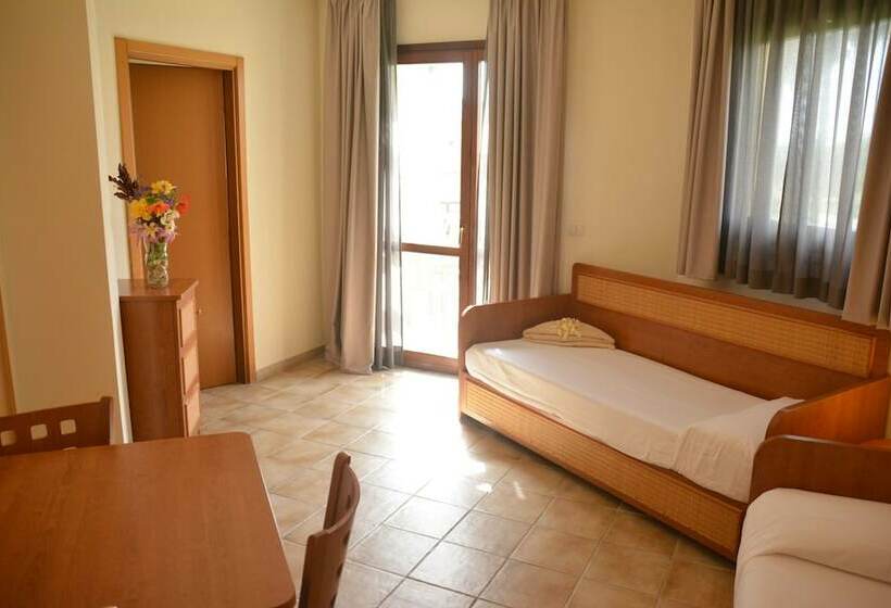 غرفة عائلية, Voi Arenella Resort