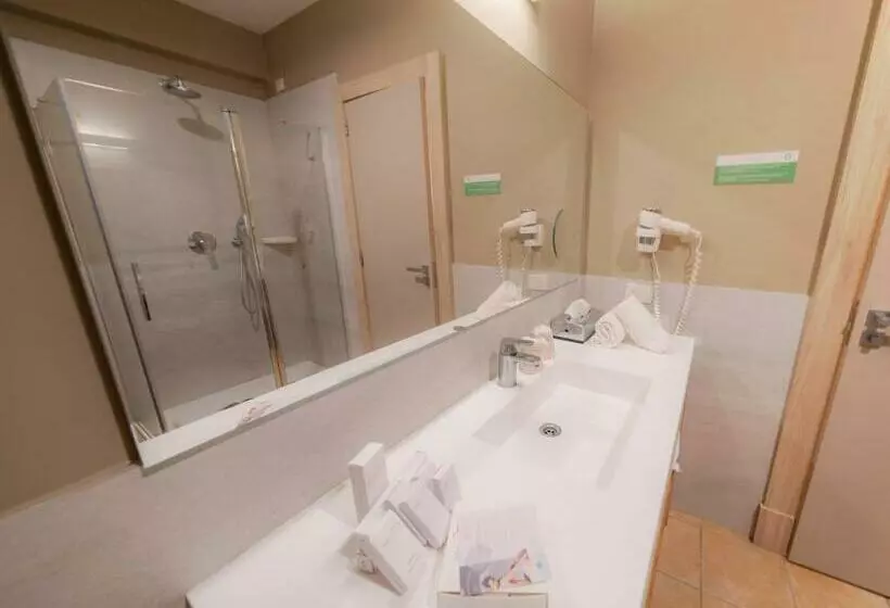 スーペリアトリプルルーム, Voi Arenella Resort