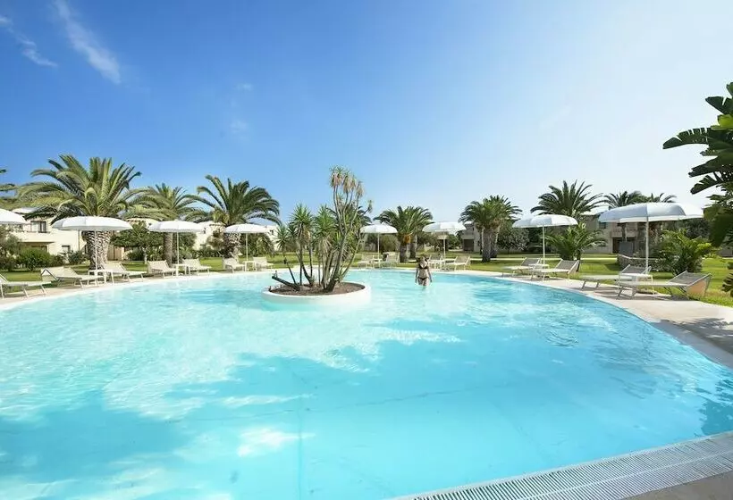スーペリアトリプルルーム, Voi Arenella Resort