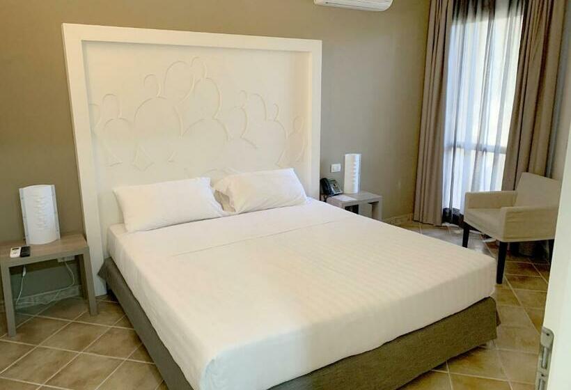 Трехместный Номер Комфорт, Voi Arenella Resort