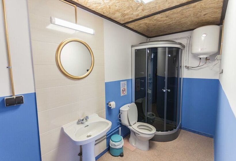 חדר סטנדרט לארבעה, Loft Hostal Group