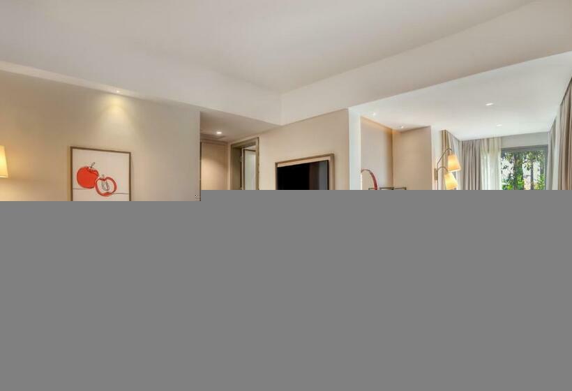 סוויטה עם טרסה, Megasaray Club Belek