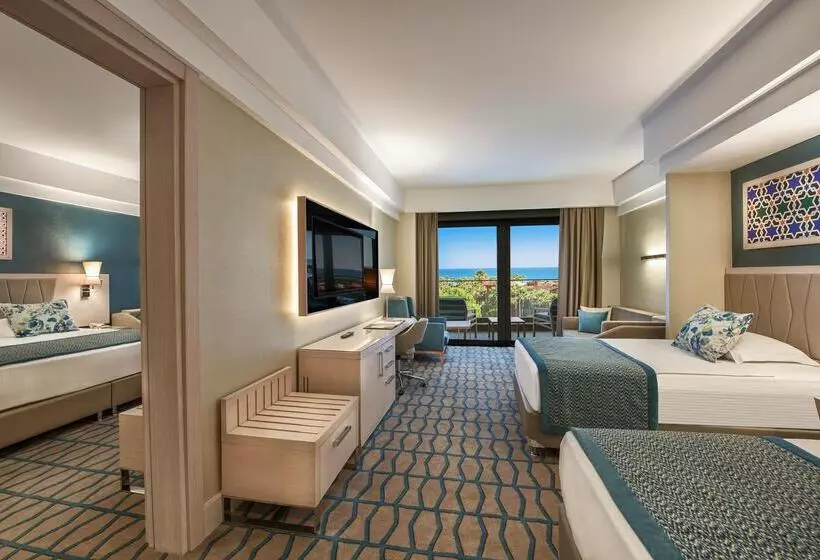 اتاق لوکس خانوادگی, Megasaray Club Belek