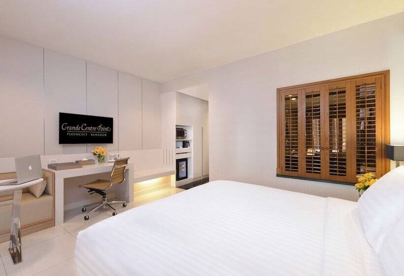اتاق سوپریور با بالکن, Grande Centre Point Ploenchit