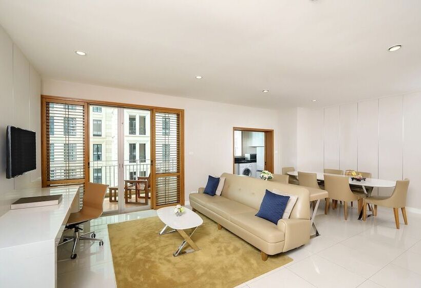 3 Bedroom Suite, Grande Centre Point Ploenchit