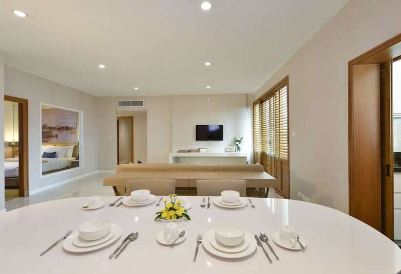 3 Bedroom Suite, Grande Centre Point Ploenchit