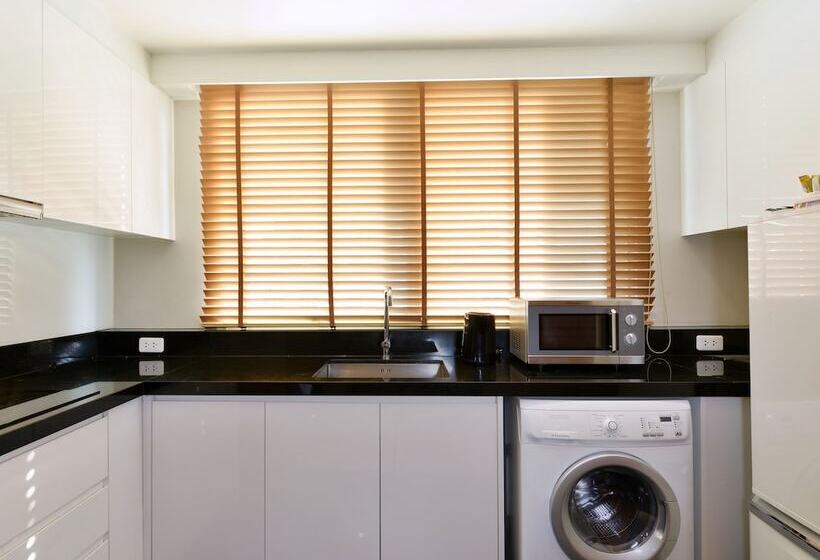 3 Bedroom Suite, Grande Centre Point Ploenchit