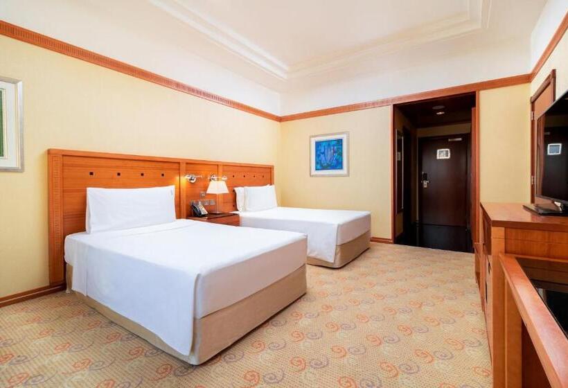 اتاق پرمیوم با چشم‌انداز دریا, Holiday Inn Kuwait By Ihg