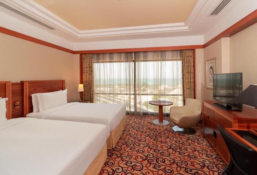 اتاق پرمیوم با چشم‌انداز دریا, Holiday Inn Kuwait By Ihg