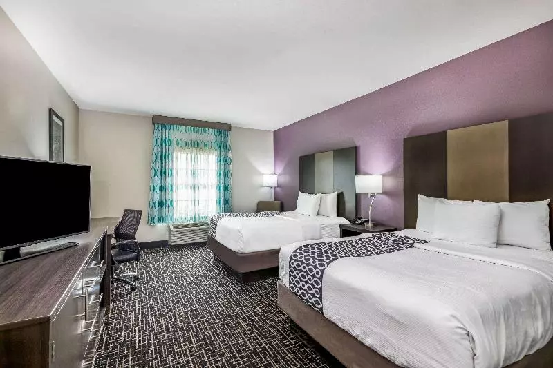 اتاق استاندارد با تخت بزرگ, Holiday Inn Kuwait By Ihg