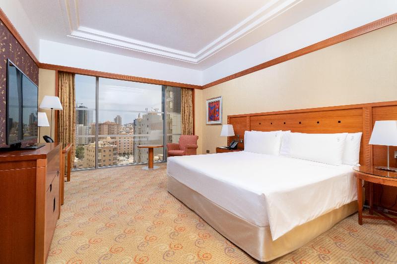 اتاق استاندارد با تخت بزرگ, Holiday Inn Kuwait By Ihg