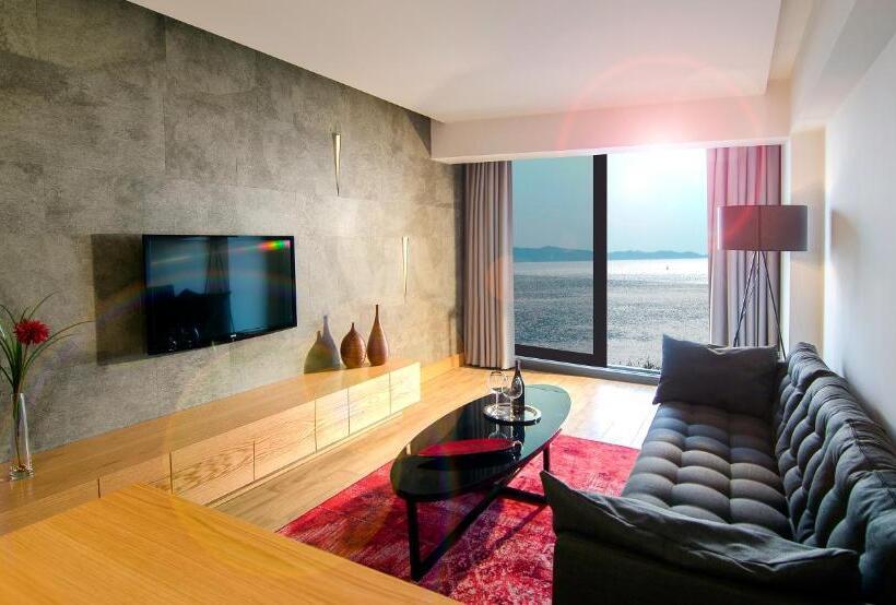 套房, Ilayda Avantgarde