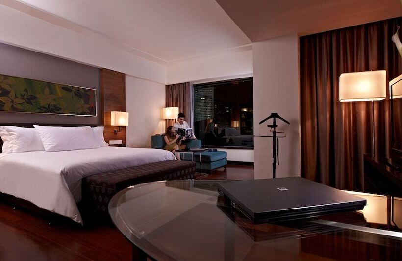 اتاق کلاب, Impiana Klcc