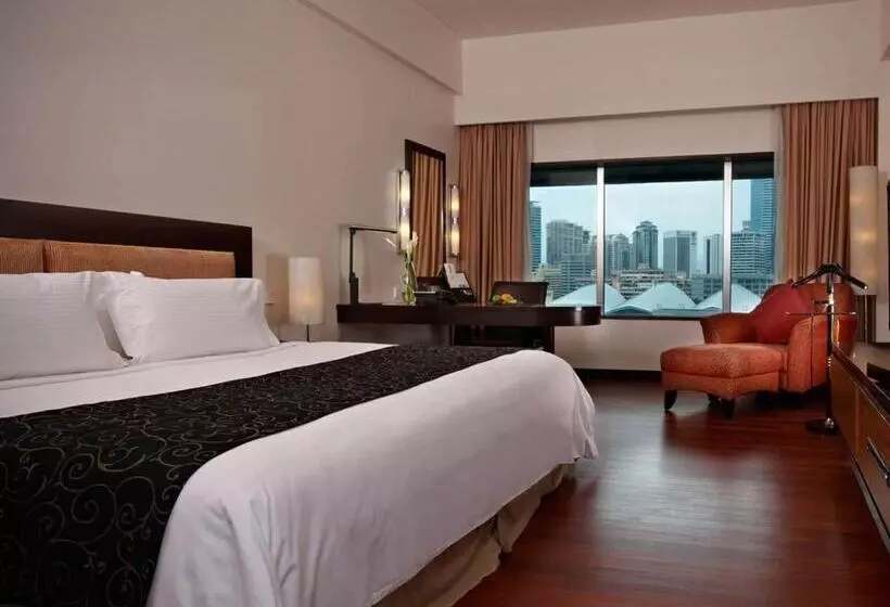 اتاق لوکس با تخت بزرگ, Impiana Klcc