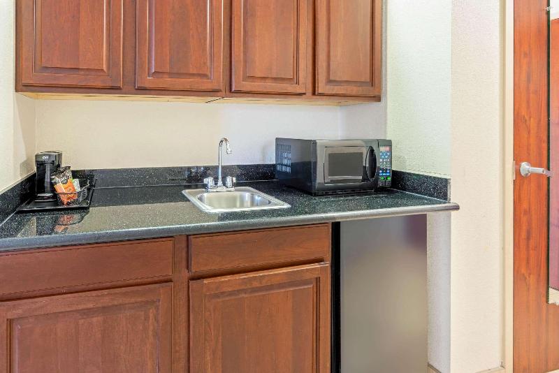 اتاق کلاب, Impiana Klcc