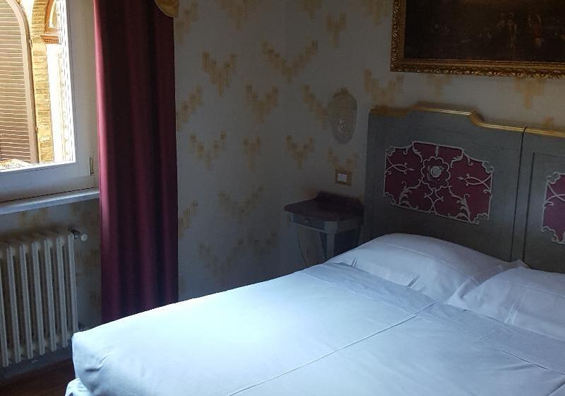 اتاق لوکس, Impiana Klcc