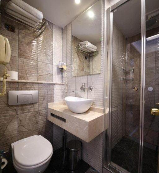 Economy Triple Room, Park Star Hotel Taksim