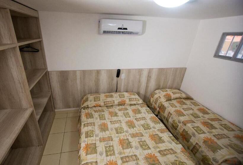 דירת חדר נוף לבריכה, Sol Praia Marina