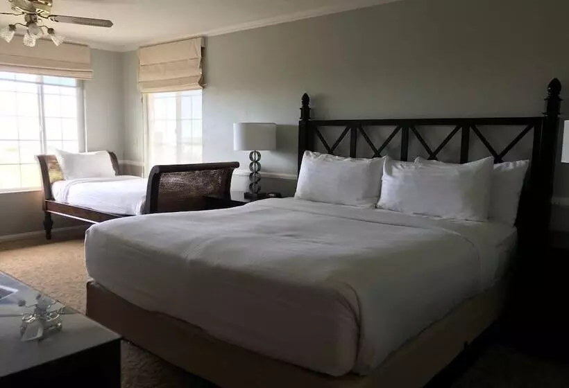 اتاق لوکس, The Morgan Hotel San Simeon