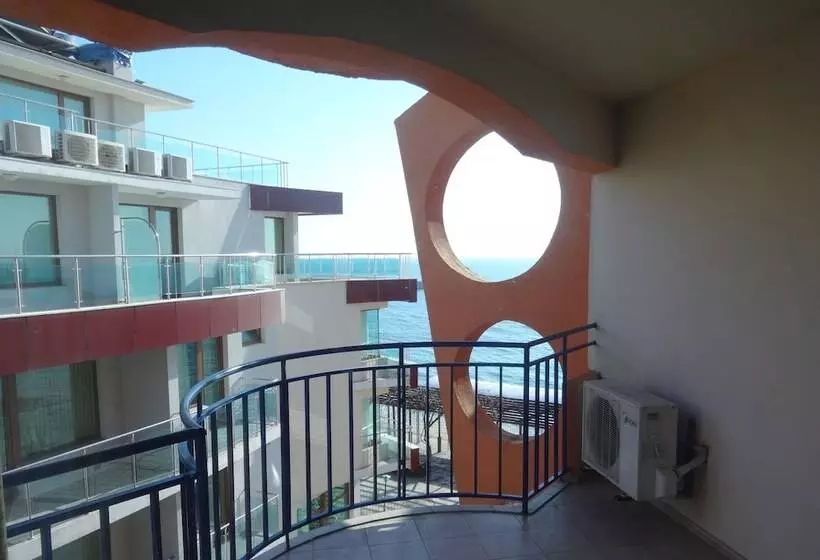 اتاق کلاسیک, Family Hotel Evridika