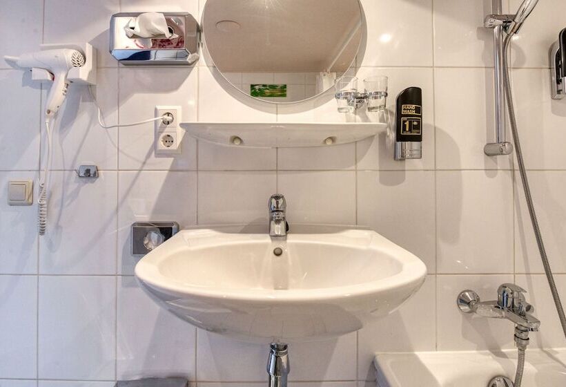 غرفة قياسية, Alexander