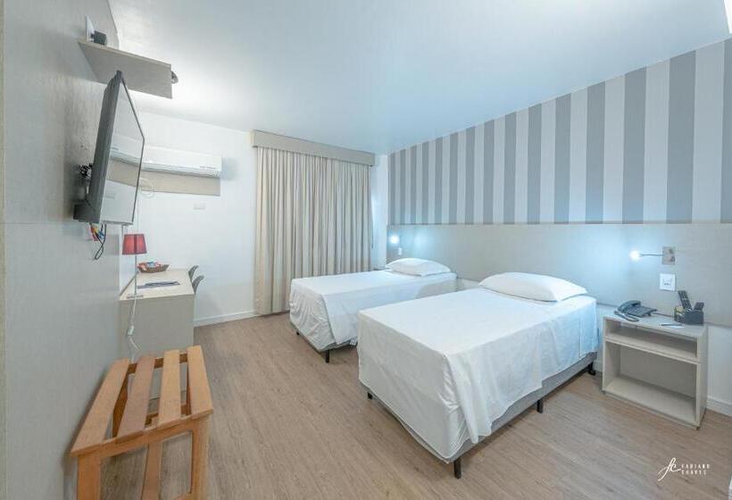 标准间, Antonio´s Palace