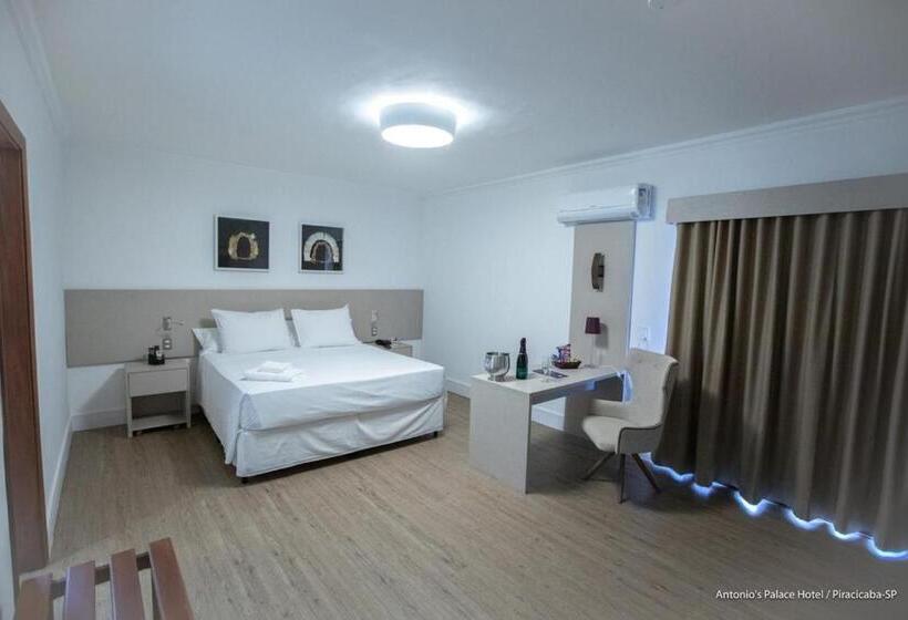 带1个卧室的顶楼公寓, Antonio´s Palace