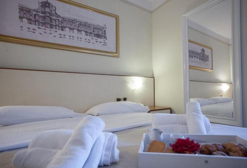 اتاق استاندارد, Caserta Antica