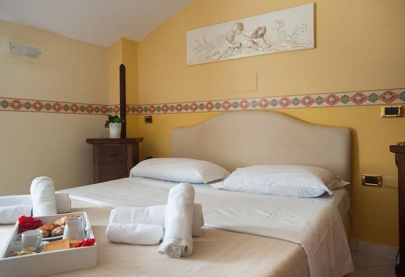 اتاق استاندارد, Caserta Antica