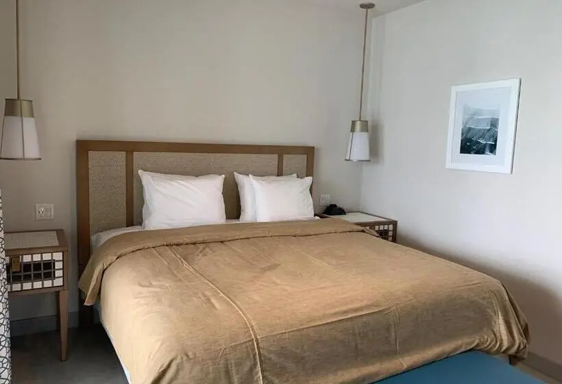 身障者適用キングサイズベッドルーム, Chesapeake Beach Resort