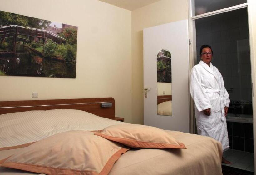 ガーデンビュースタンダードルーム, De Harmonie