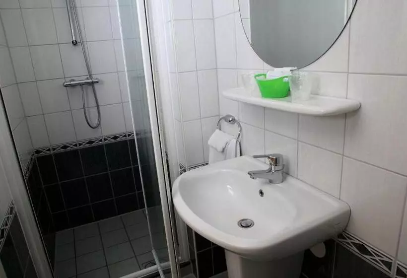 ガーデンビュースタンダードルーム, De Harmonie