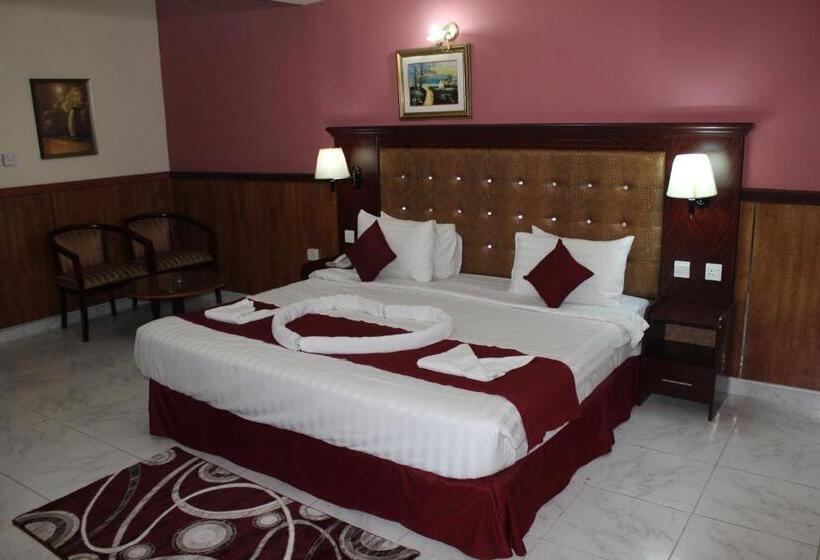 Люкс, Grand Nova