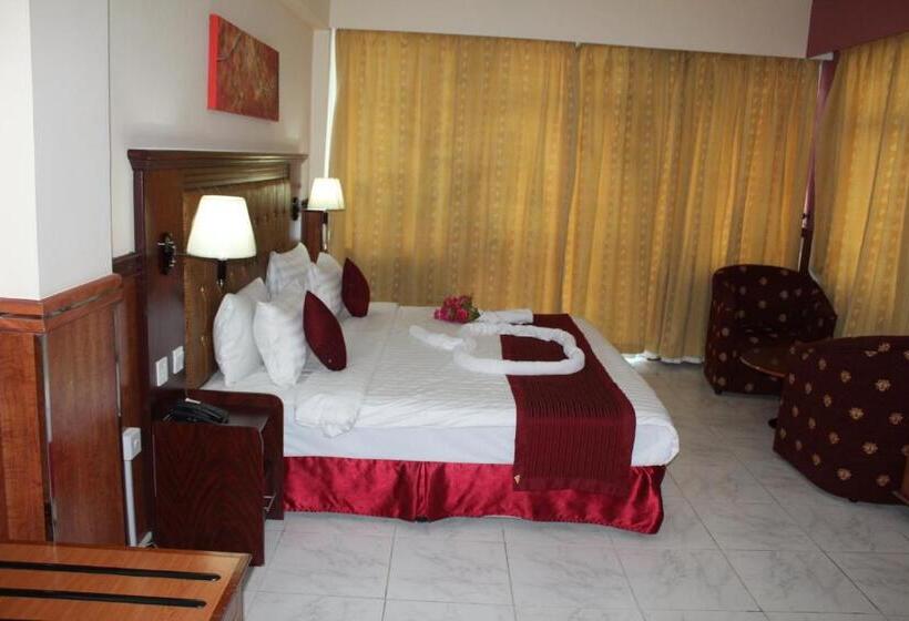 Люкс, Grand Nova