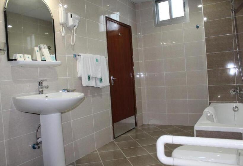 Номер Стандарт, Grand Nova